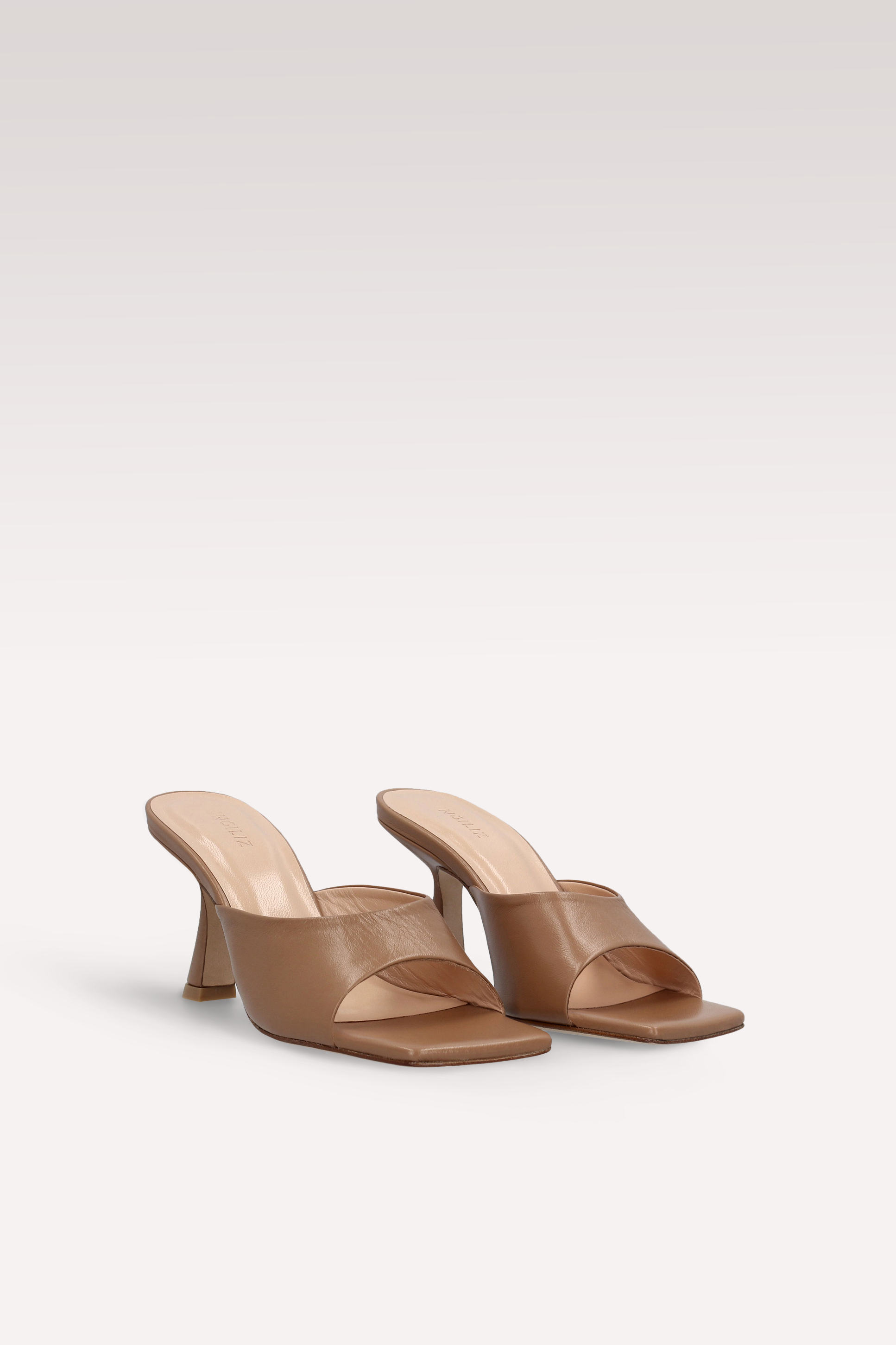 MULES RENY IN PELLE LISCIA MARRONE