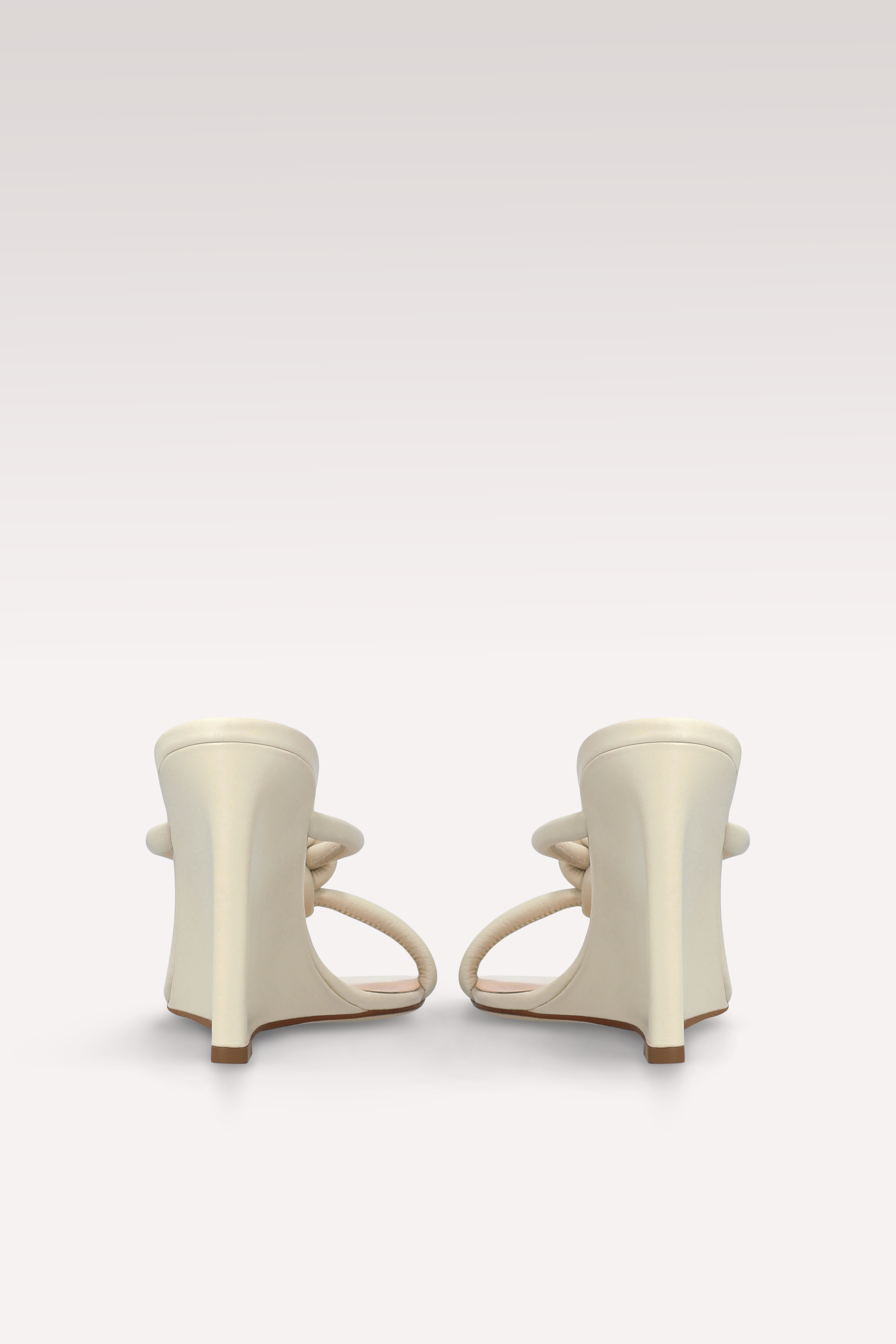 MULES IN PELLE BEIGE ZATANNA
