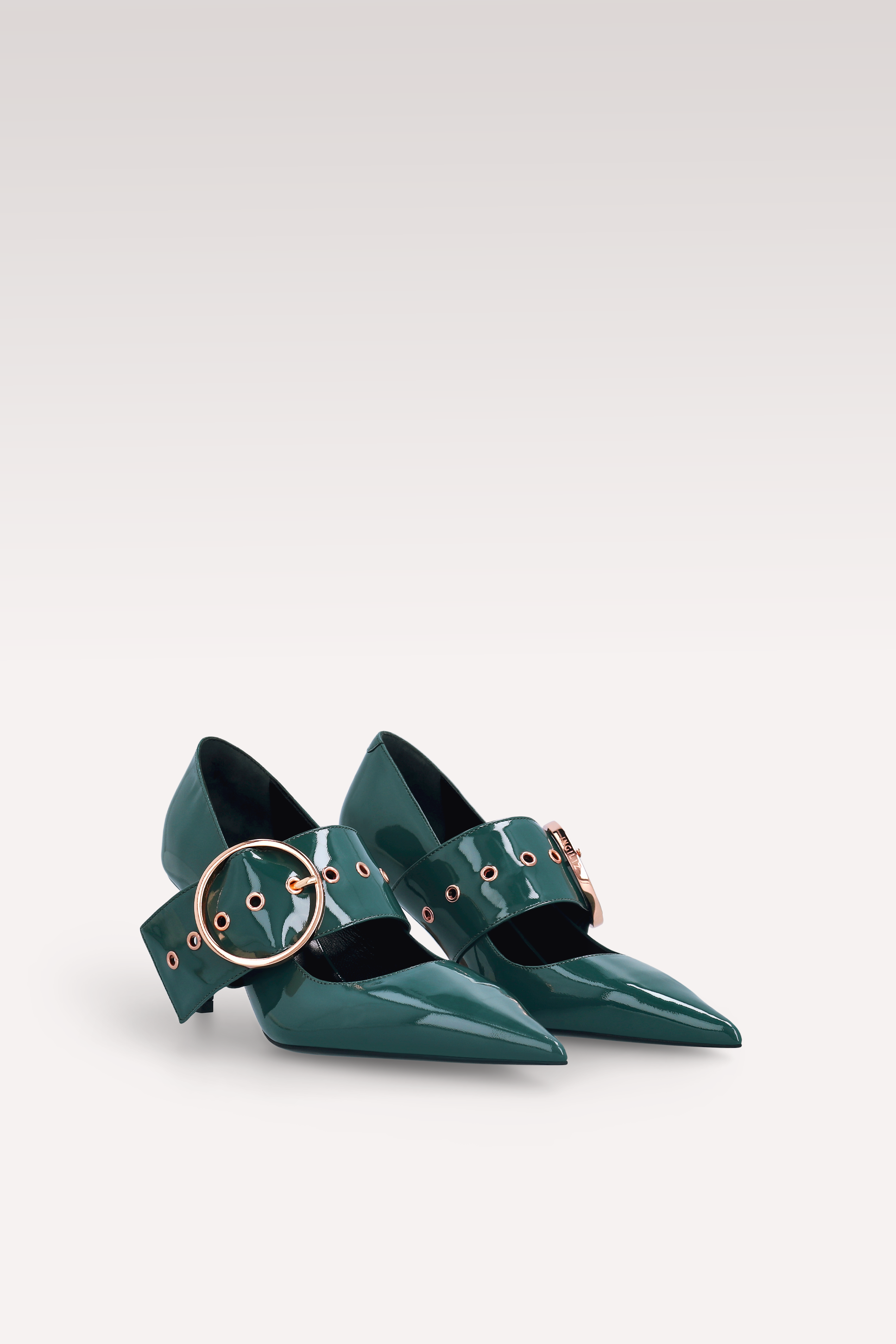 DÉCOLLETÉ MIA 05 IN VERNICE COLOR PINO