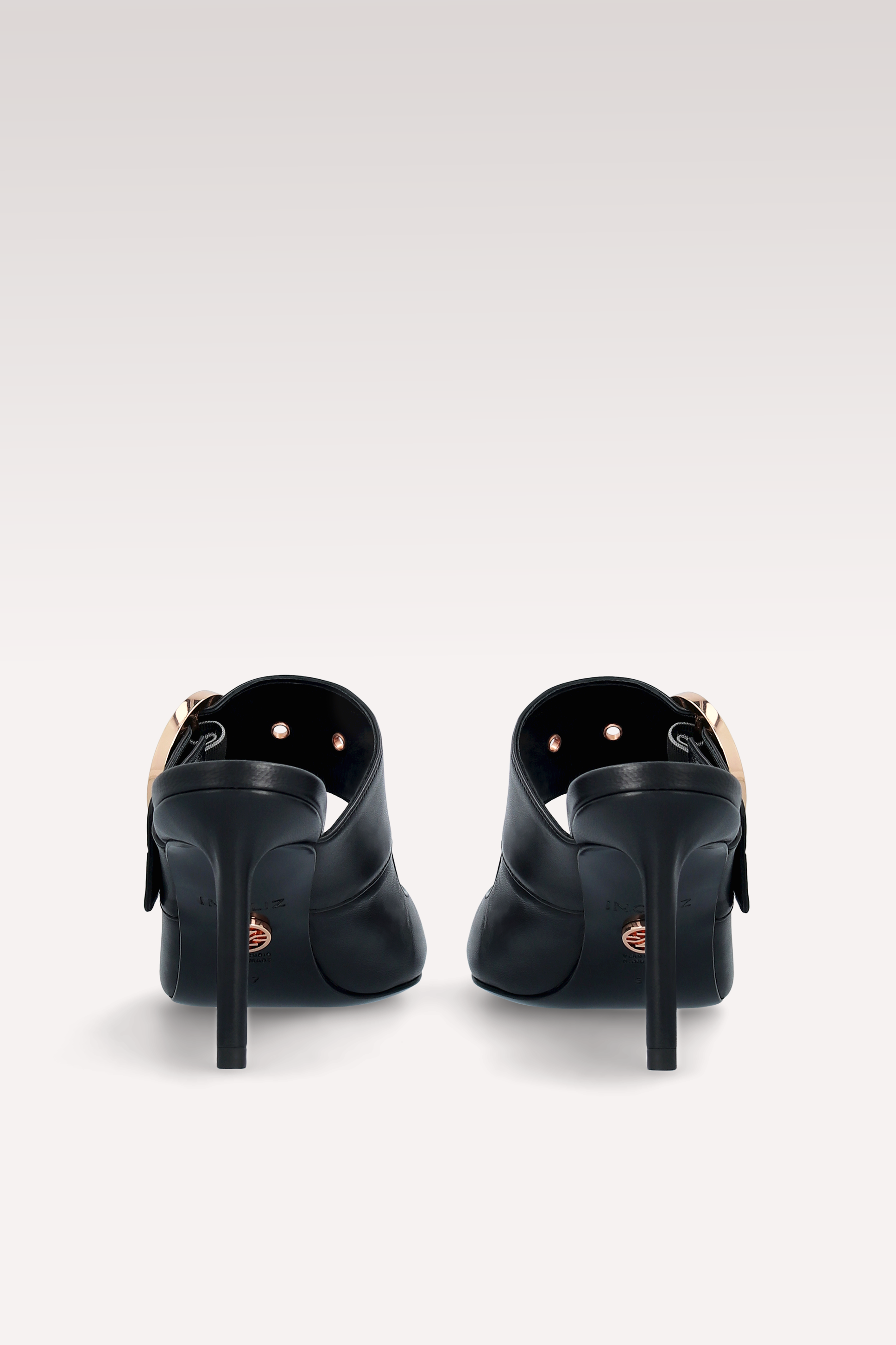 MULES SUZANA IN PELLE NERA