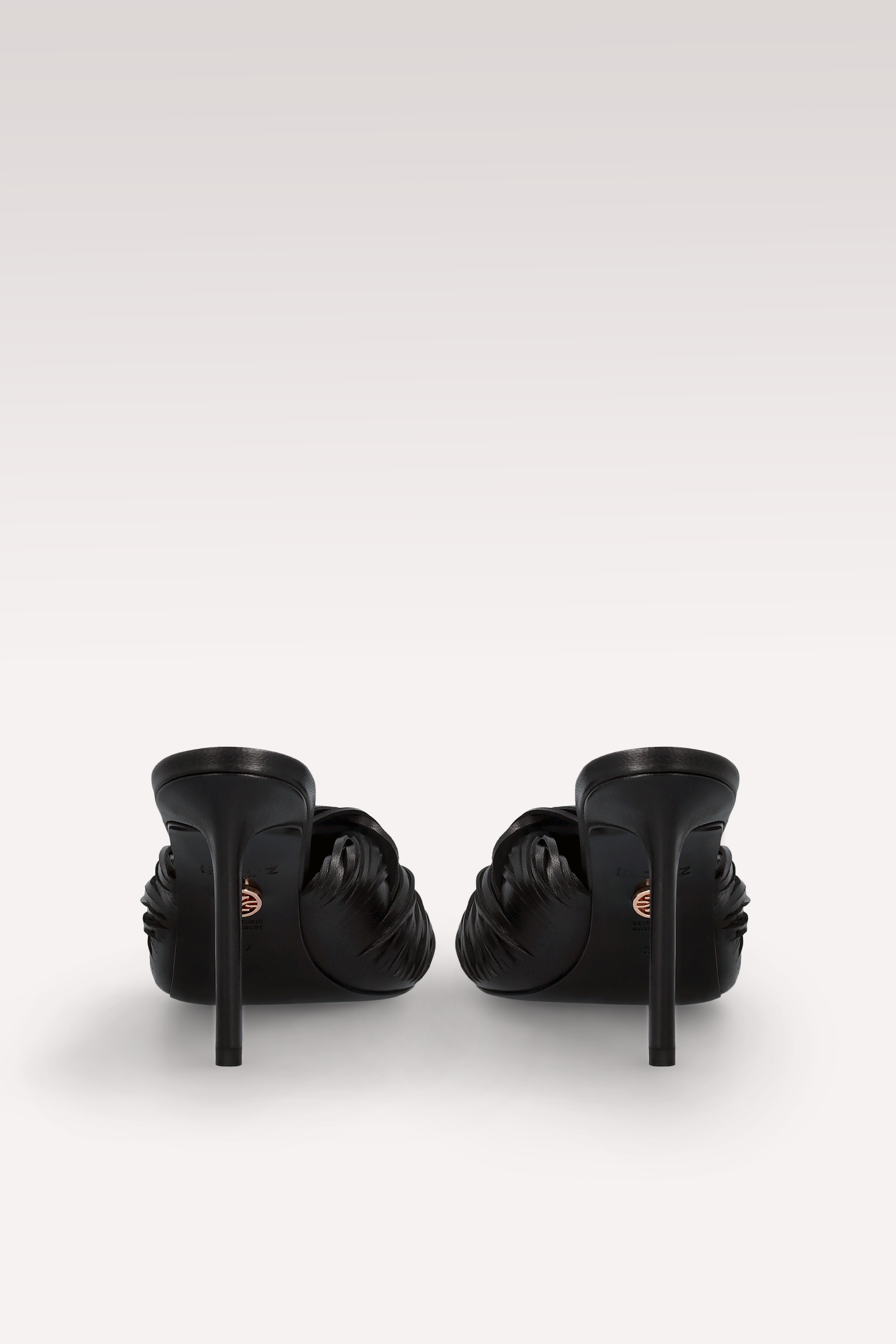 MULES PENELOPE IN PELLE NERA