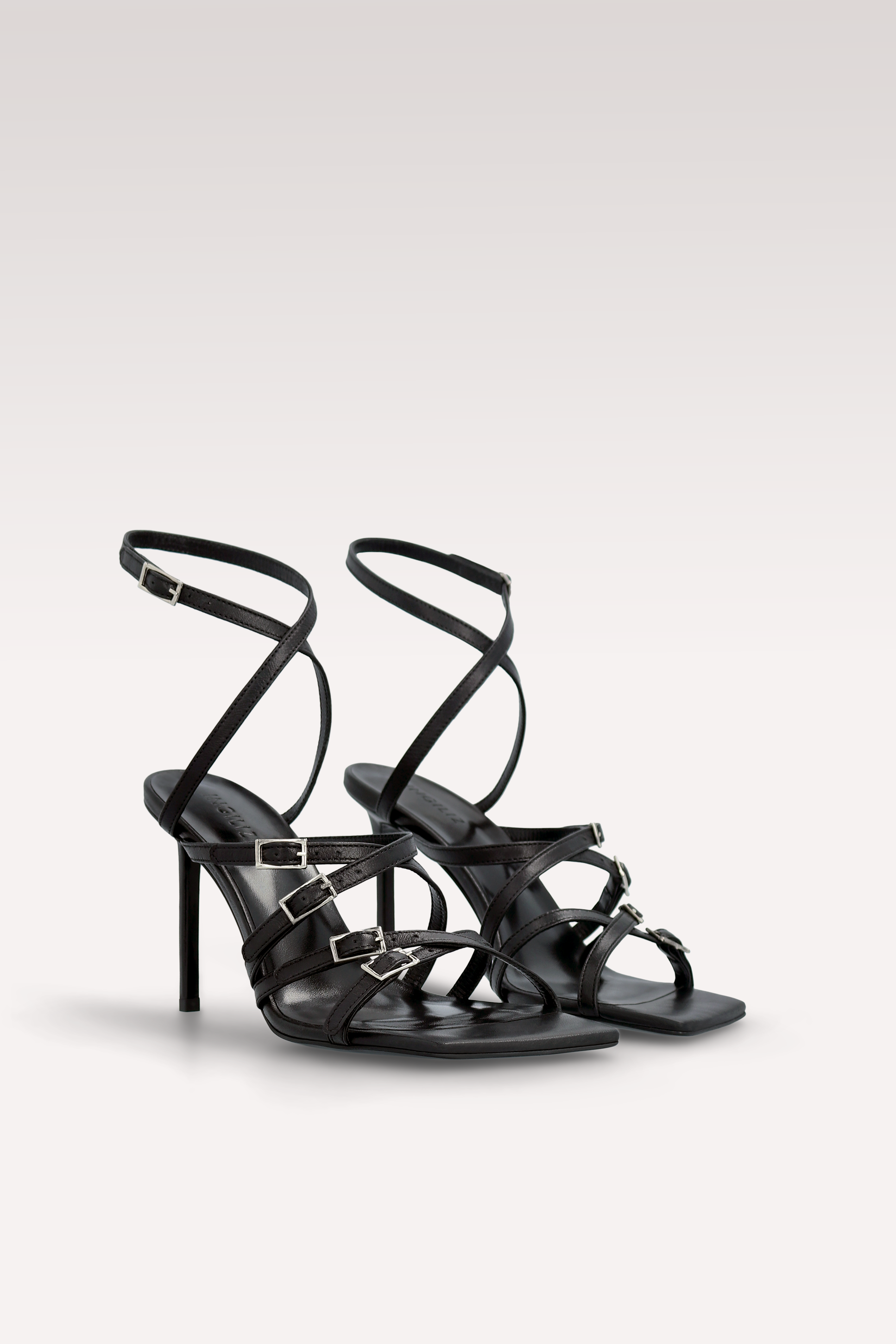 SANDALI IN PELLE NERA ROBIN