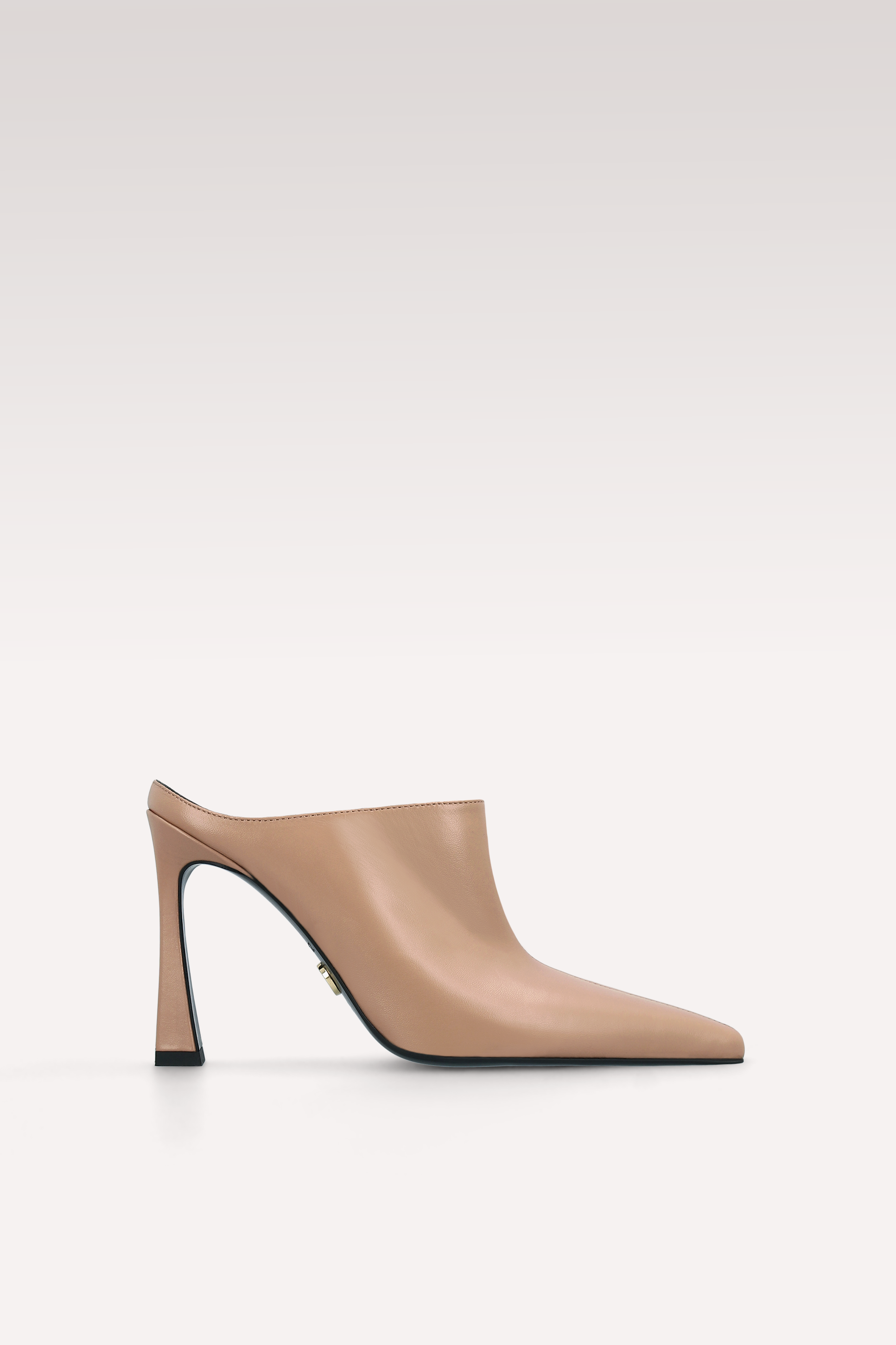 MOUSSE VELLUTO MOKA E MULES IN PELLE NERA