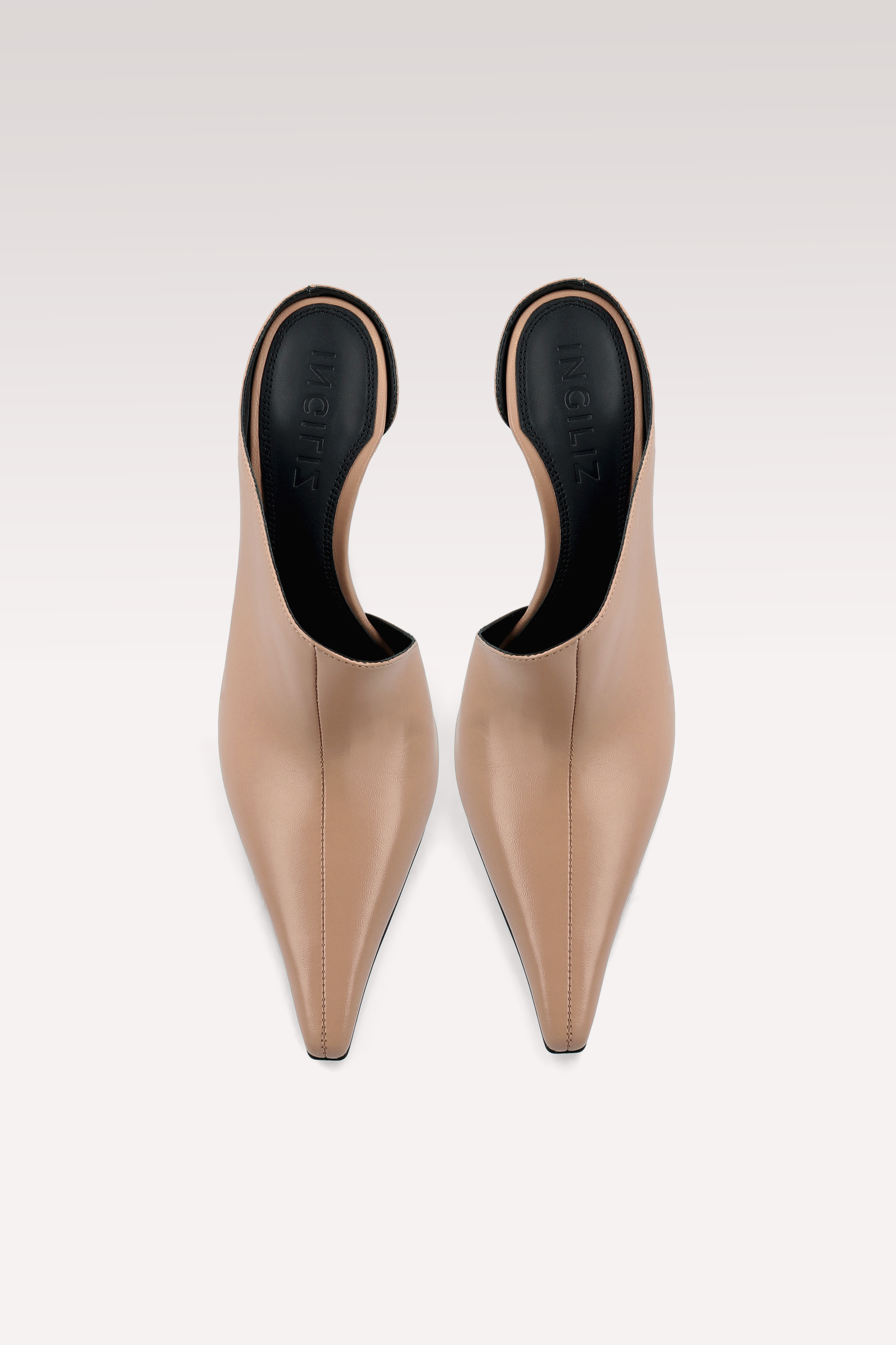 MOUSSE VELLUTO MOKA E MULES IN PELLE NERA