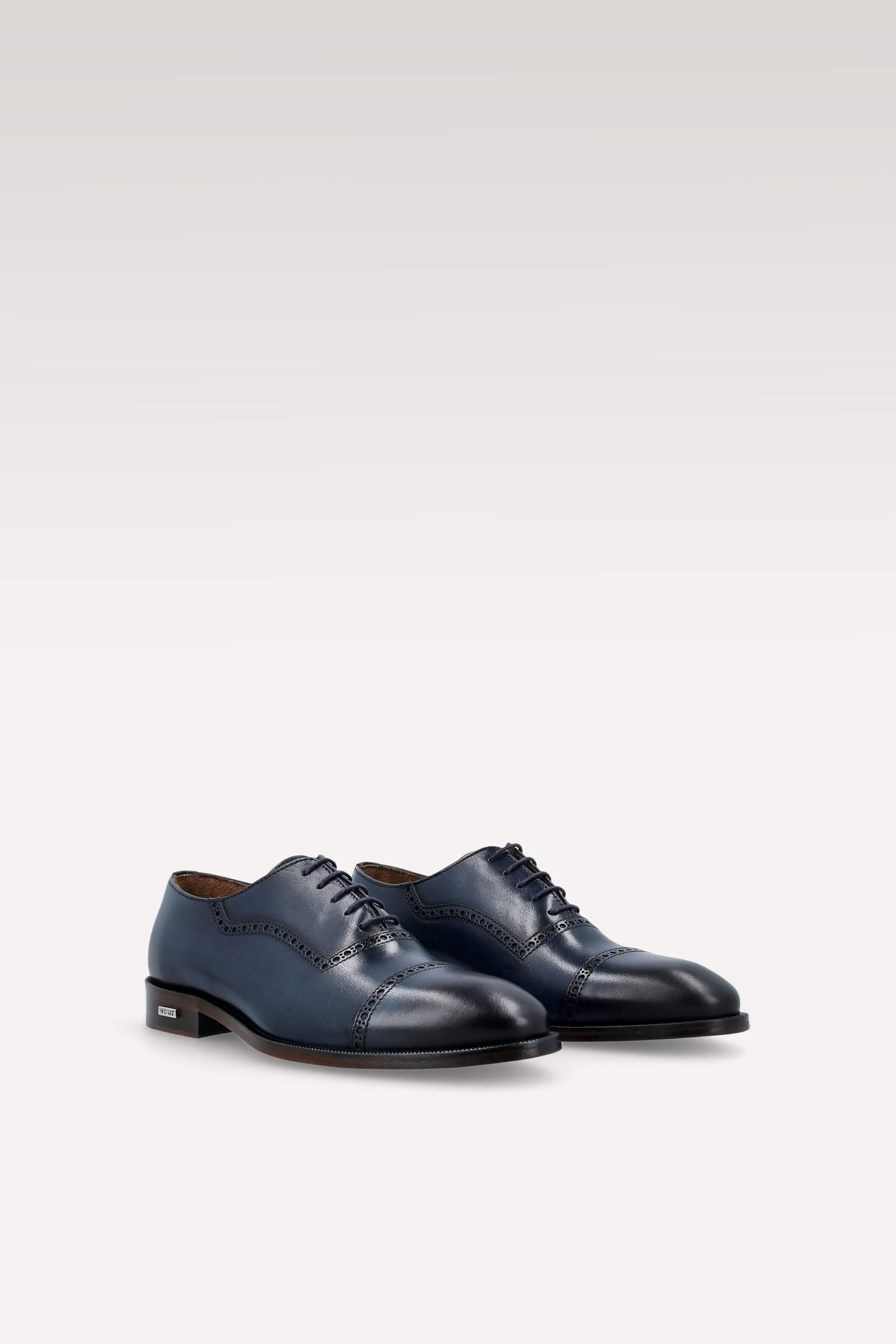 Scarpe derby in pelle nera BERGAMO 01
