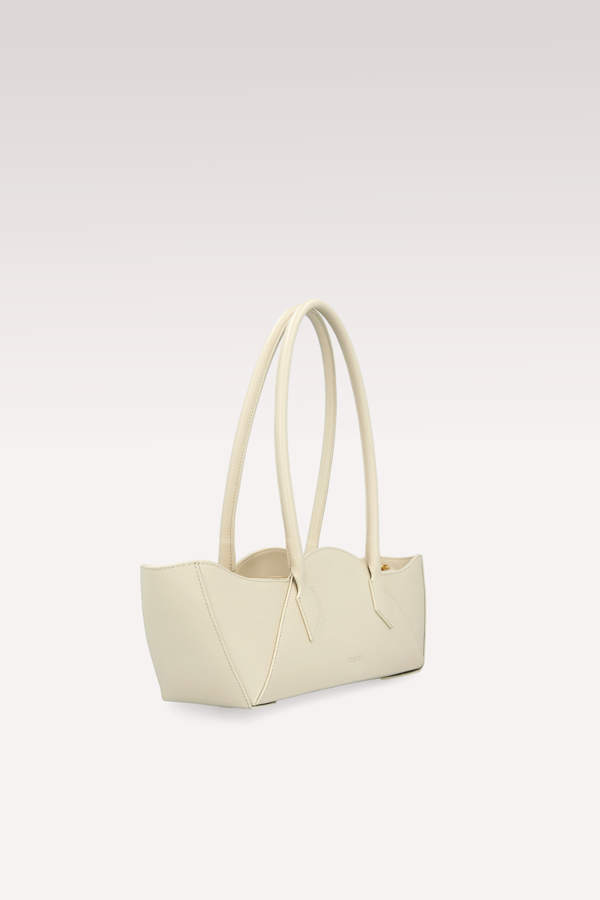 DAISY TOFU CALF NAPPA LEATHER SHOULDER BAG AND SIENNA LEATHER AND MESH PUMPS