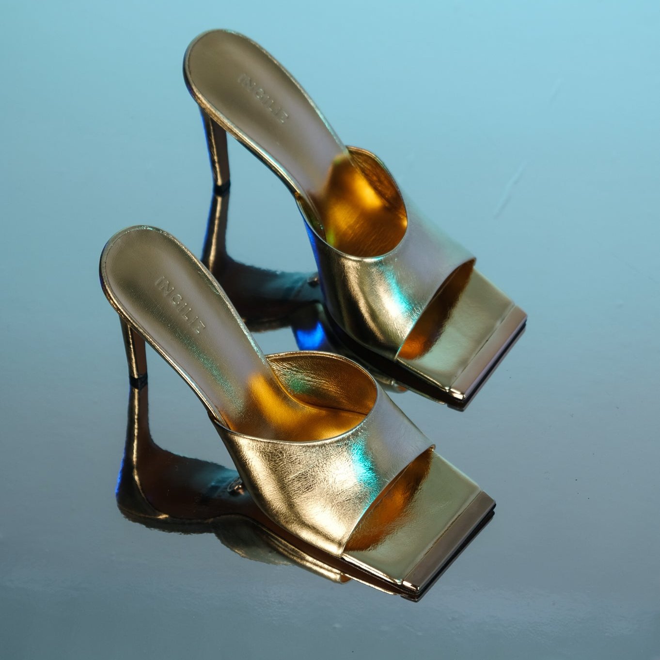 MULES IN PELLE METALLIZZATA ORO KALINA