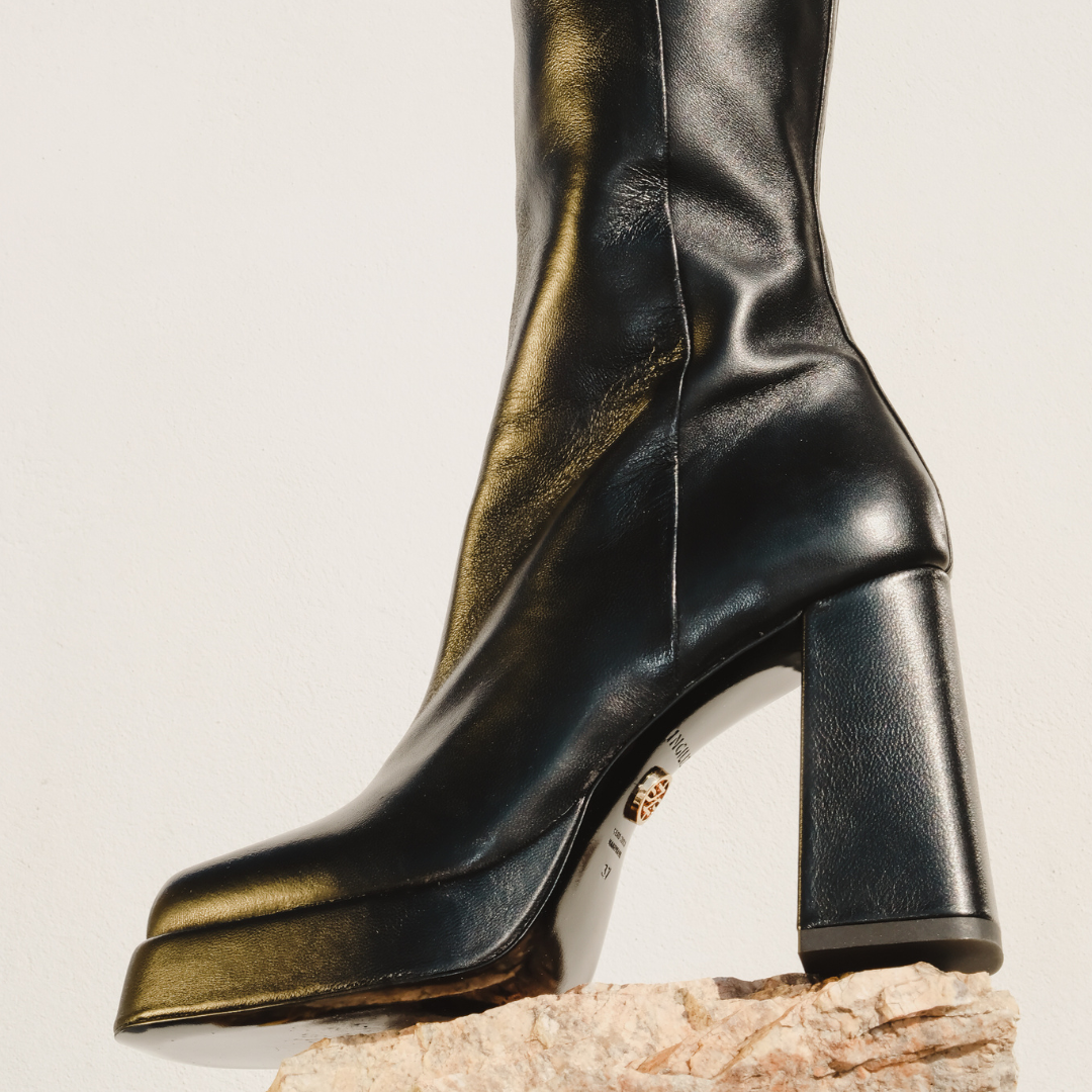 CINDY 01 STIVALI CON PLATEAU IN PELLE LISCIA NERA
