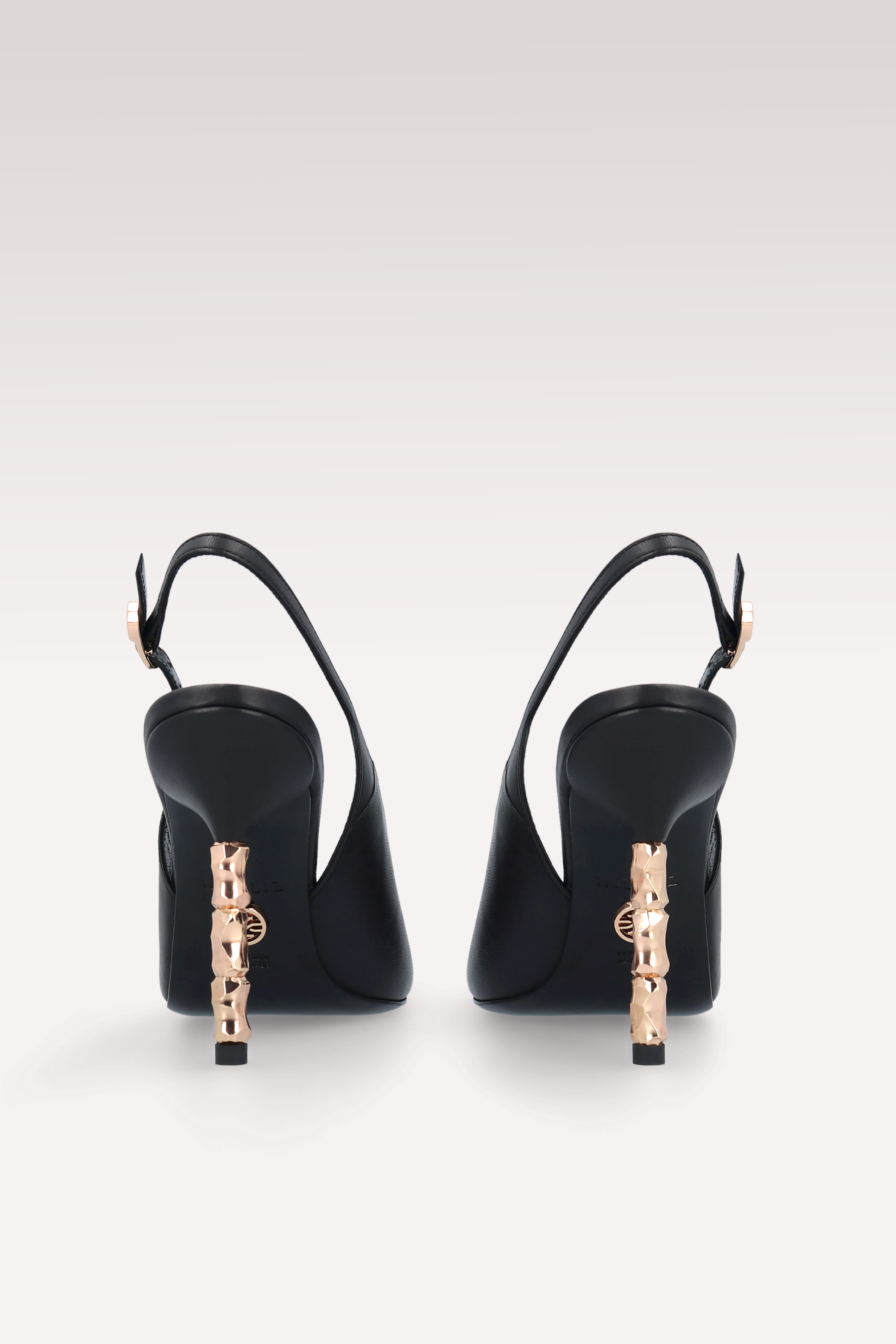 DÉCOLLETÉ ASTRID 100 IN PELLE NERA