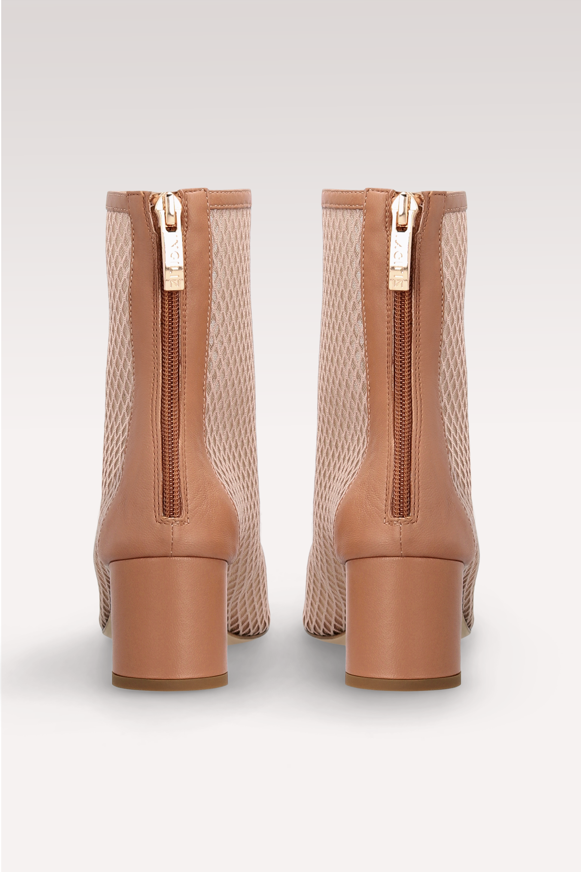 STIVALE DAKOTA IN PELLE E RETE MARRONE
