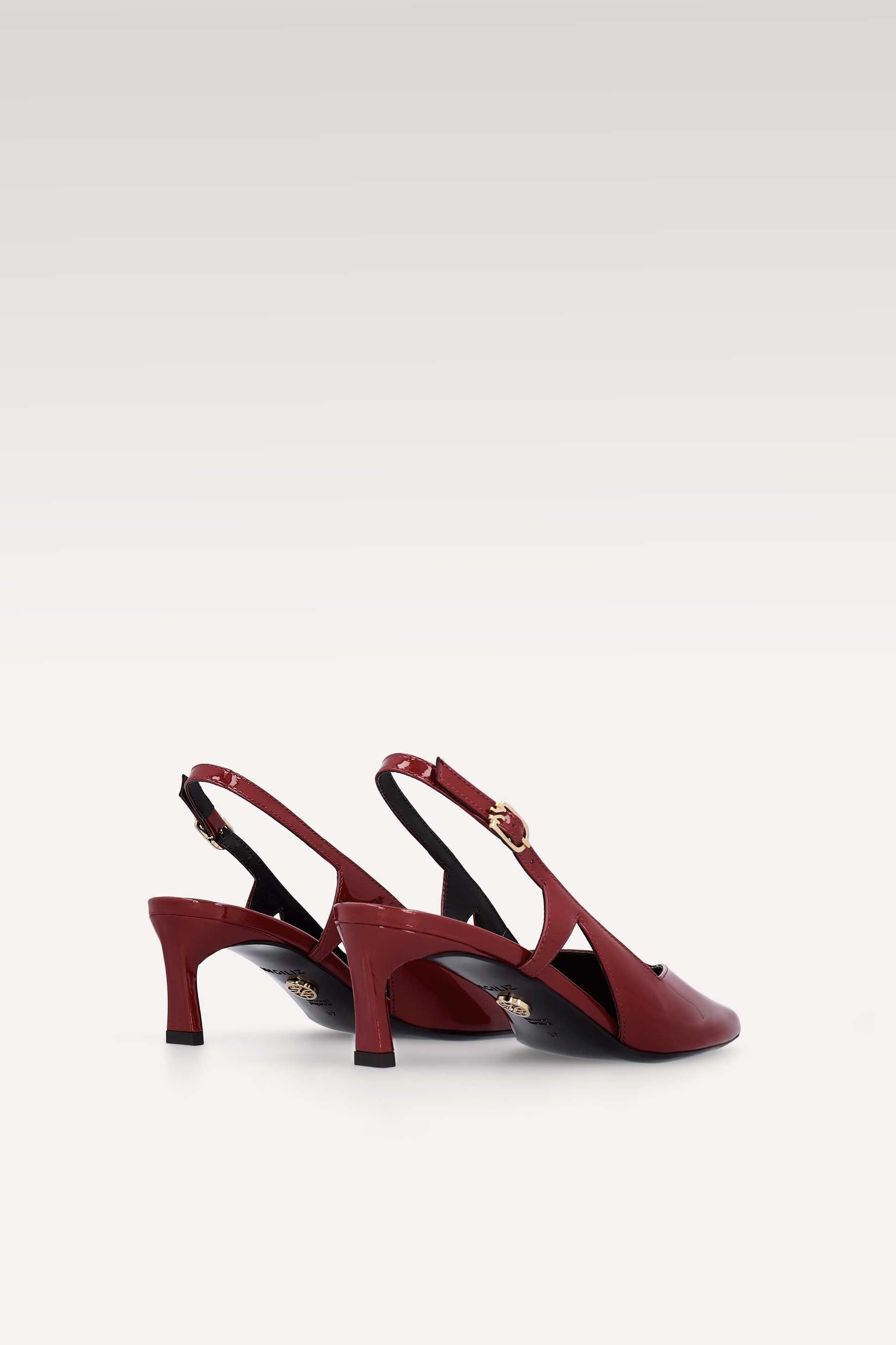 DÉCOLLETÉ SLINGBACK IN VERNICE COLOR CILIEGIA ORCHIDEA