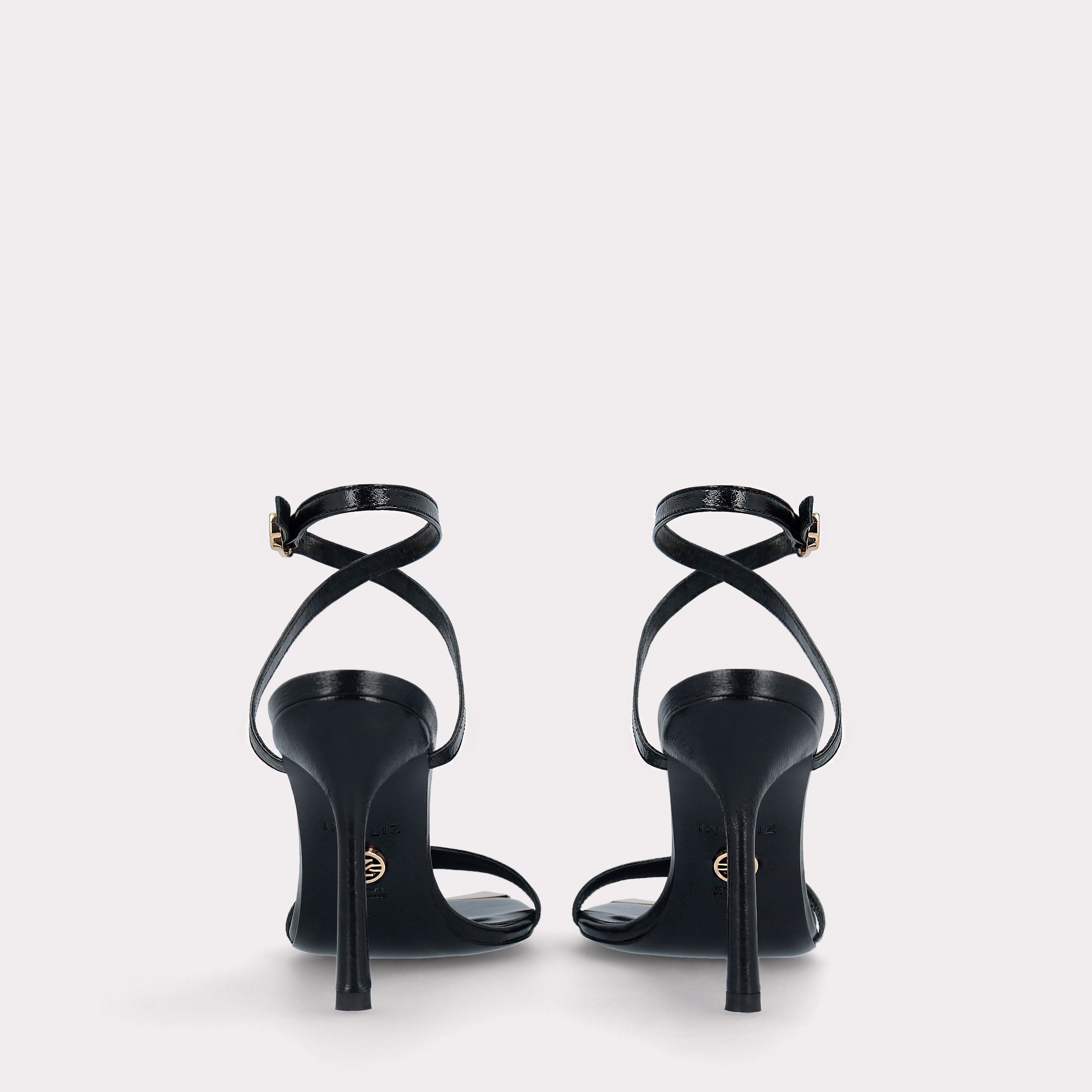 SANDALI IN PELLE NERA ANNY 10